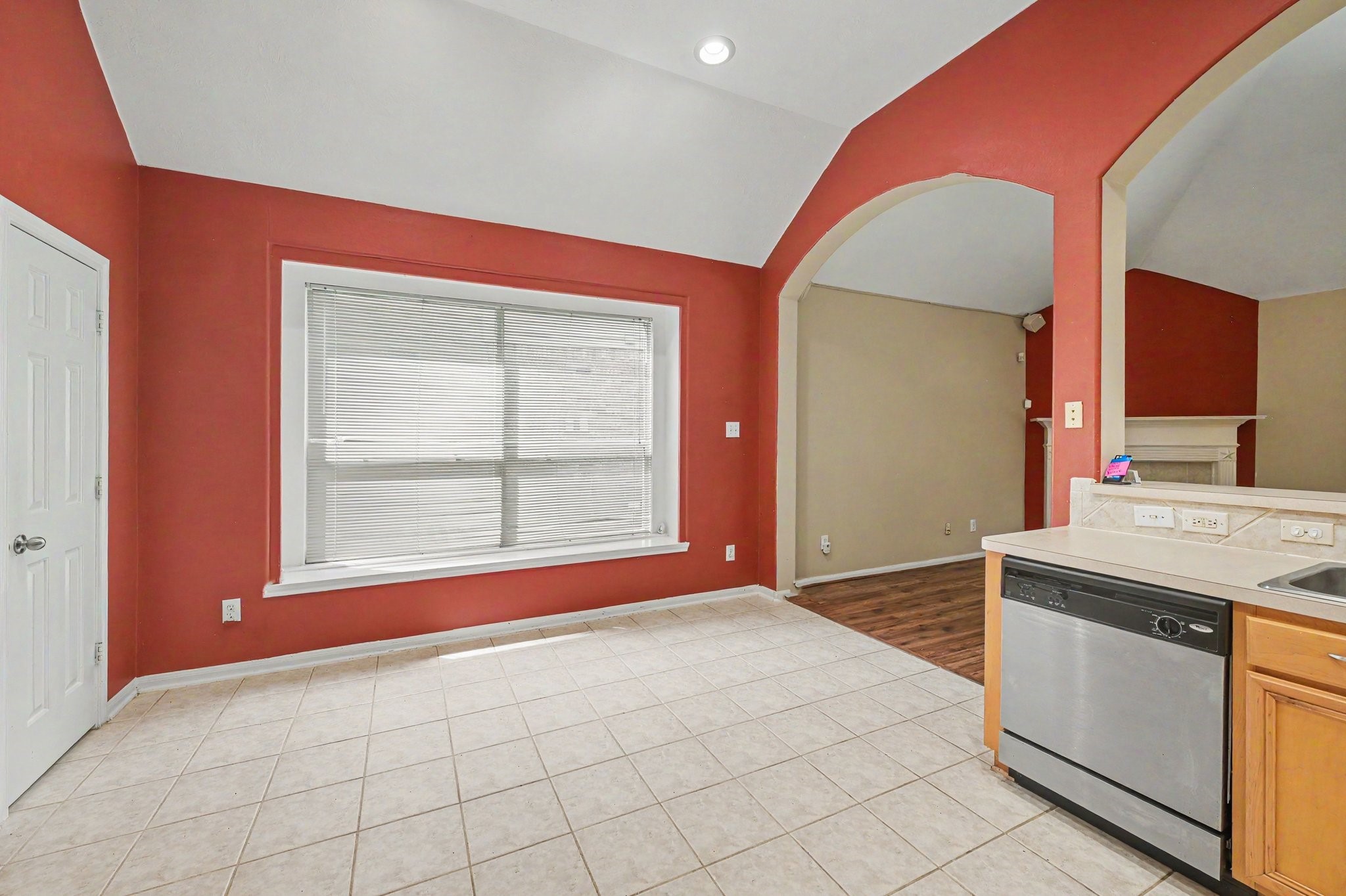 5711 Shady Hollow Court Rosharon, TX 77583 - Photo 10 of 28