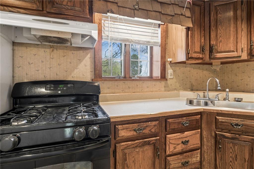 208 Old Mill Road Apollo, PA 15613 - Photo 7 of 36
