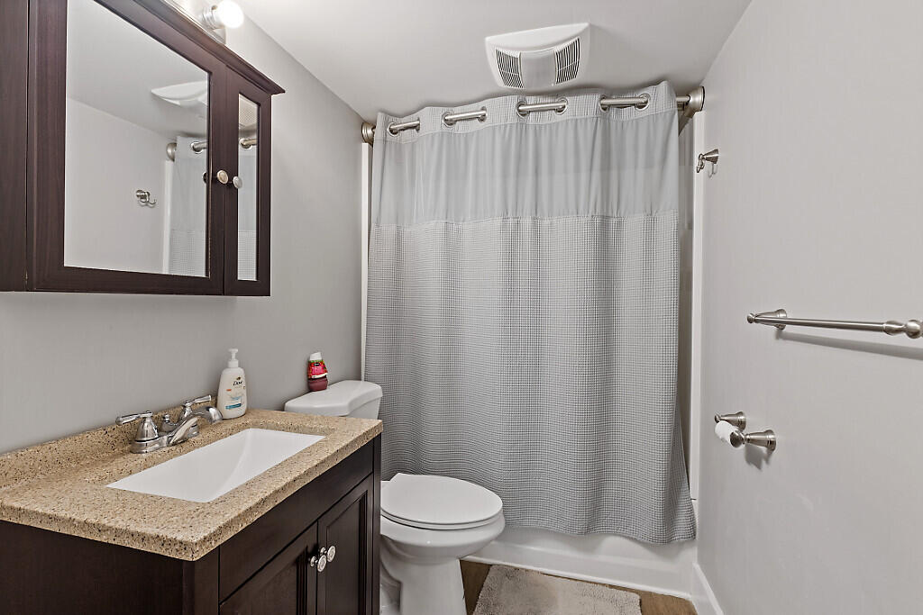 622 Waterville Road Unity, ME 04988 - Photo 14 of 19 Bathroom