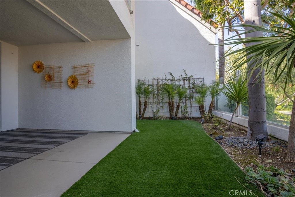 4 Logo Vista Dana Point, CA 92629 - Photo 29 of 44 a view of outdoor space and yard