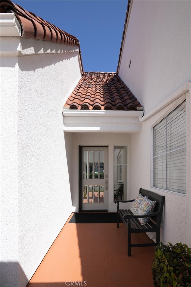 4 Logo Vista Dana Point, CA 92629 - Photo 5 of 44 a living room with furniture