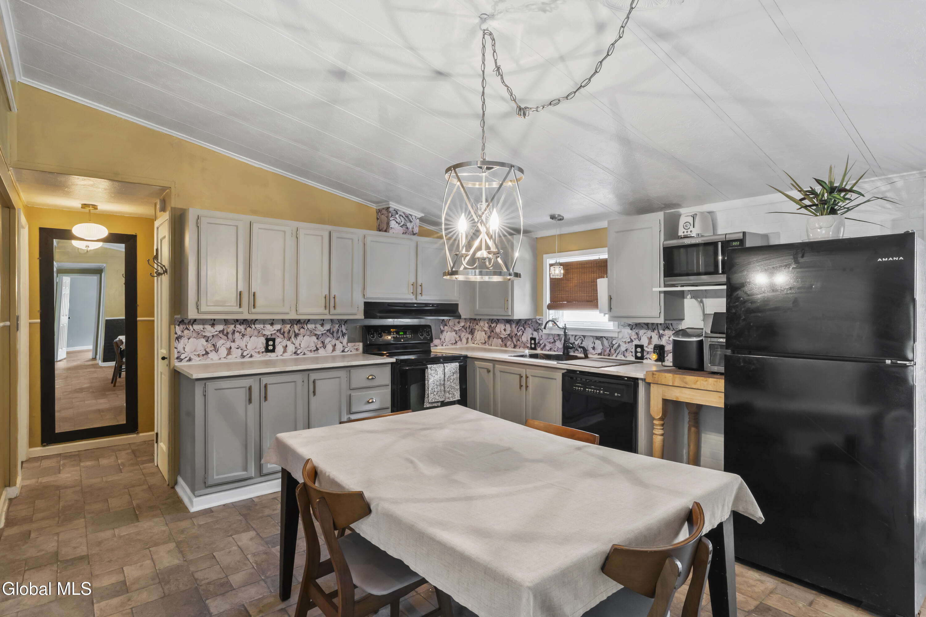 96 Brickhouse Road Stillwater, NY 12170 - Photo 10 of 25 DSC08266