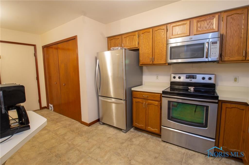 19 Exeter Road, Unit B Perrysburg, OH 43551 - Photo 16 of 30 Gallery Image 16