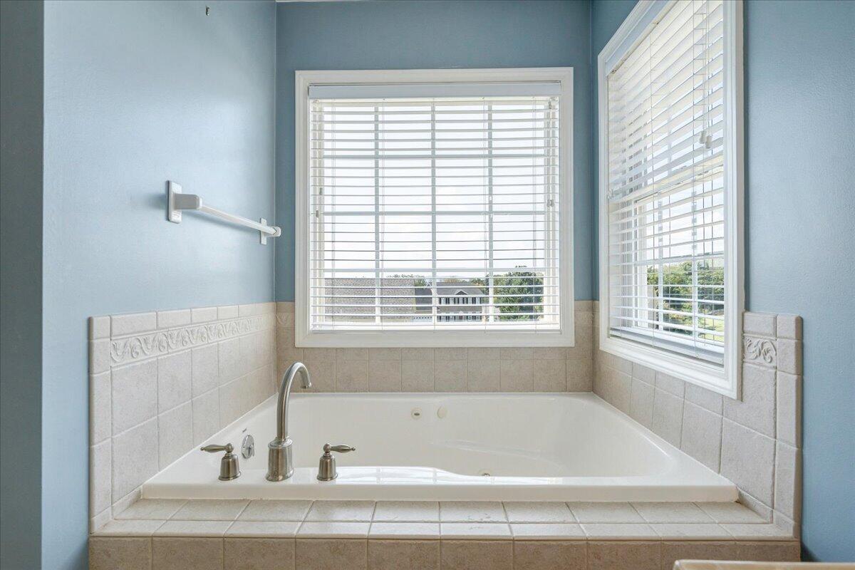 632 Castleridge Road Vinton, VA 24179 - Photo 36 of 74 35-MIB00928