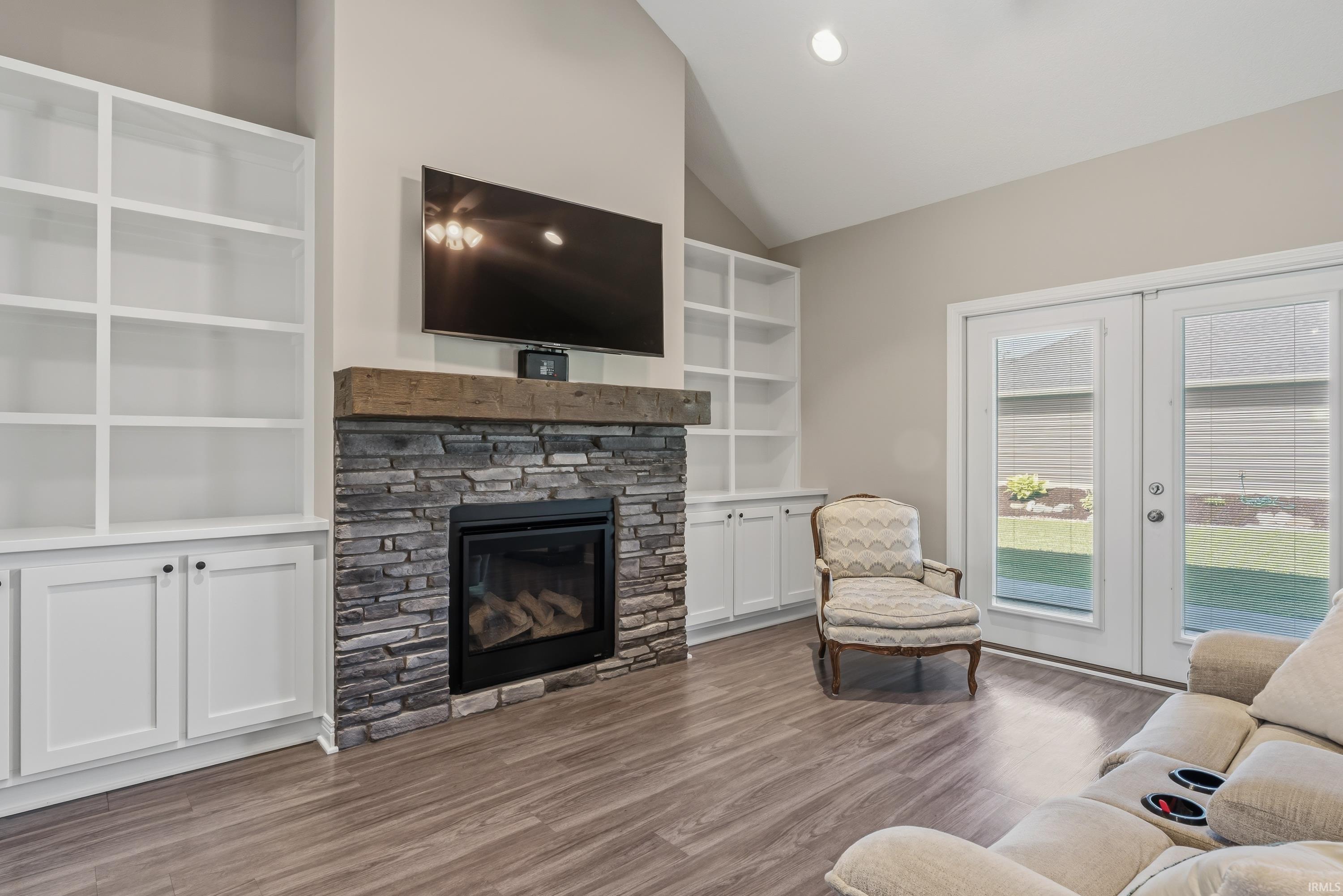 9807 Oak Trail Road Fort Wayne, IN 46825 - Photo 11 of 37