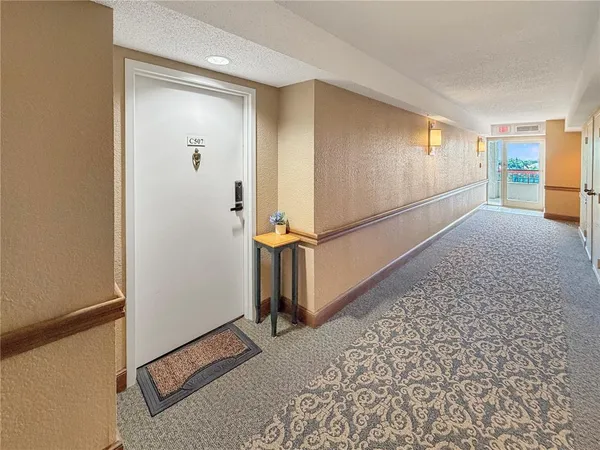 $225,000 | 2333 Feather Sound Drive, Unit C507, Clearwater, FL 33762