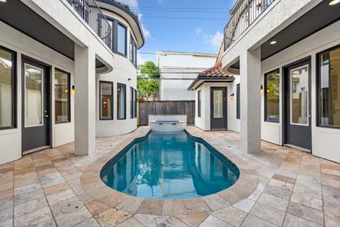 $2,590,000 | 3844 Bellefontaine, Houston, TX 77025