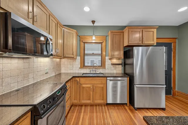 $359,900 | 200 1st Avenue Northwest, Pine Island, MN 55963