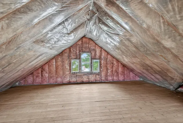 $359,900 | 200 1st Avenue Northwest, Pine Island, MN 55963