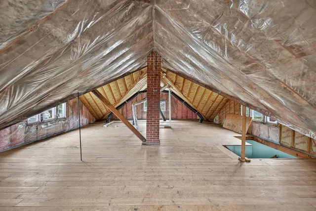 $359,900 | 200 1st Avenue Northwest, Pine Island, MN 55963