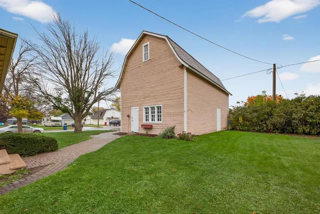 $359,900 | 200 1st Avenue Northwest, Pine Island, MN 55963