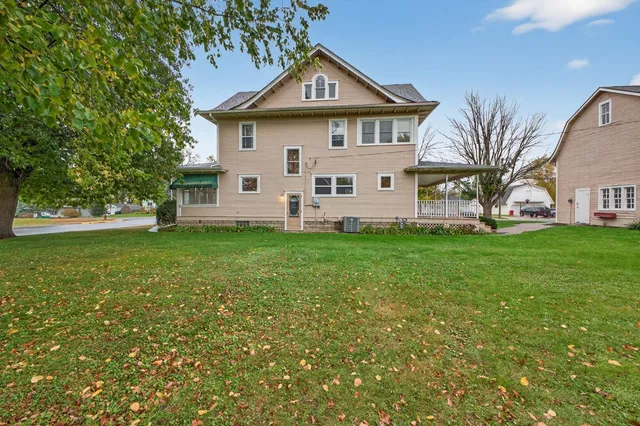 $359,900 | 200 1st Avenue Northwest, Pine Island, MN 55963