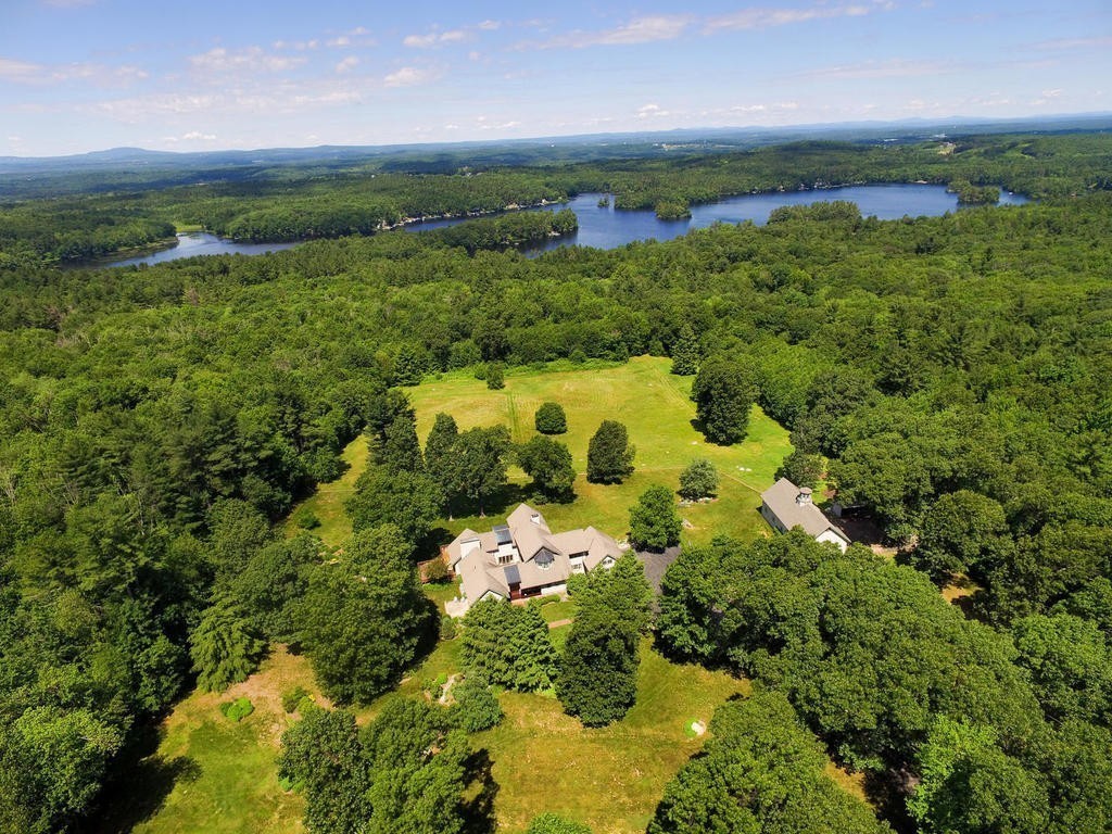 112 Bolton Road Harvard, MA 01451 - Photo 2 of 30 Gallery Image 2