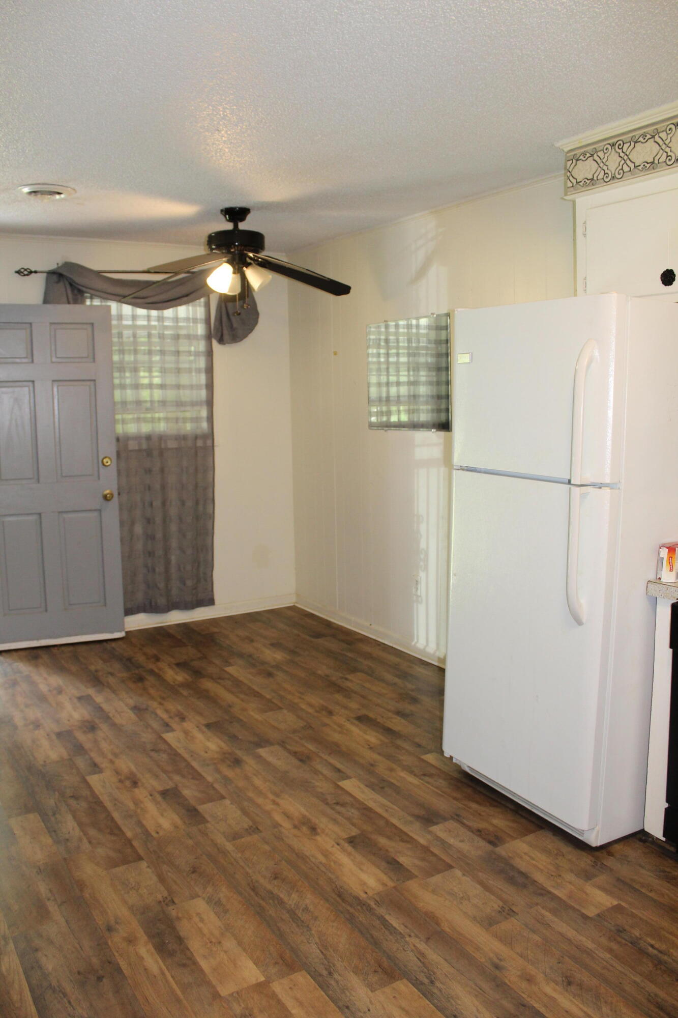 949 Raysor Street St. George, SC 29477 - Photo 6 of 14