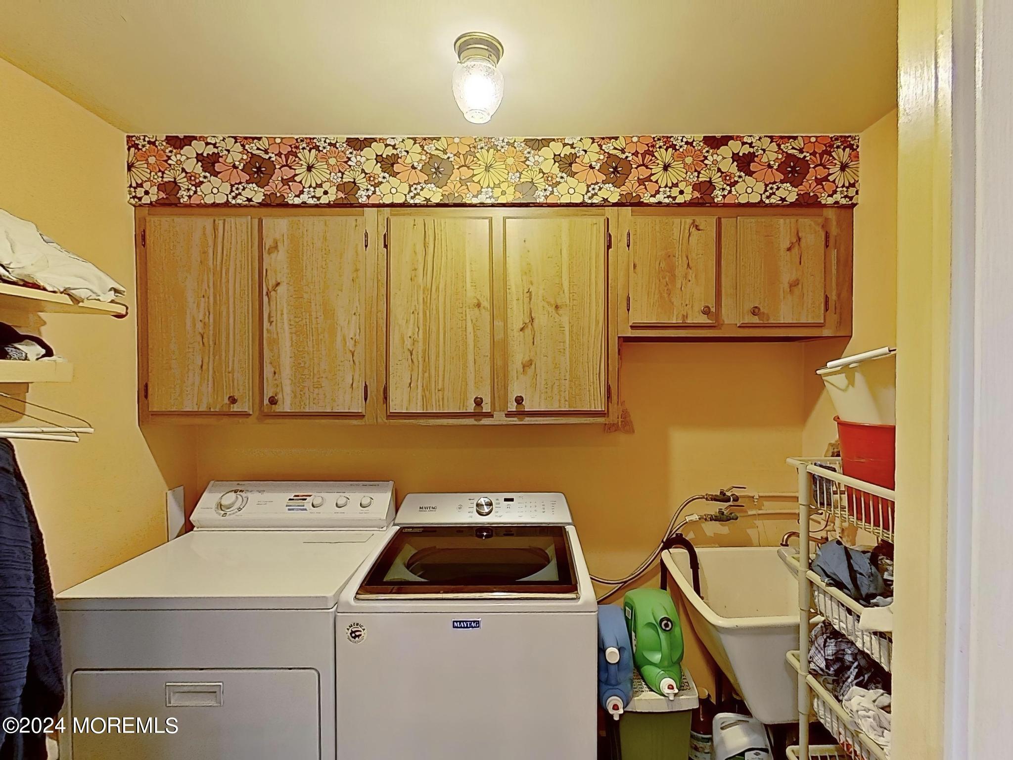 545 Scotland Road Union, NJ 07083 - Photo 27 of 51 laundry room