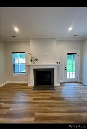 $2,850 | 5281-5287 Chestnut Ridge Road, Orchard Park, NY 14127