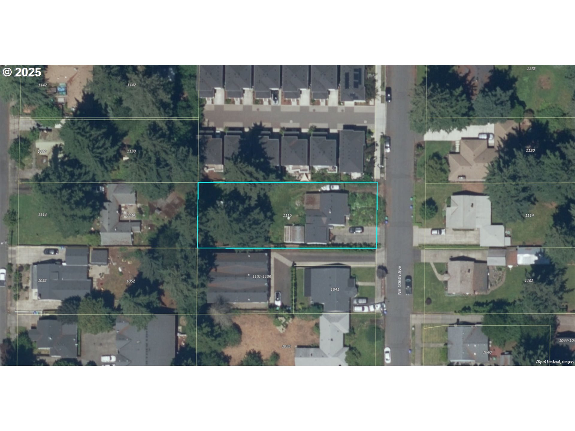 1115 Northeast 106th Avenue Portland, OR 97220 - Photo 2 of 46 a picture of a bathroom with a bathtub