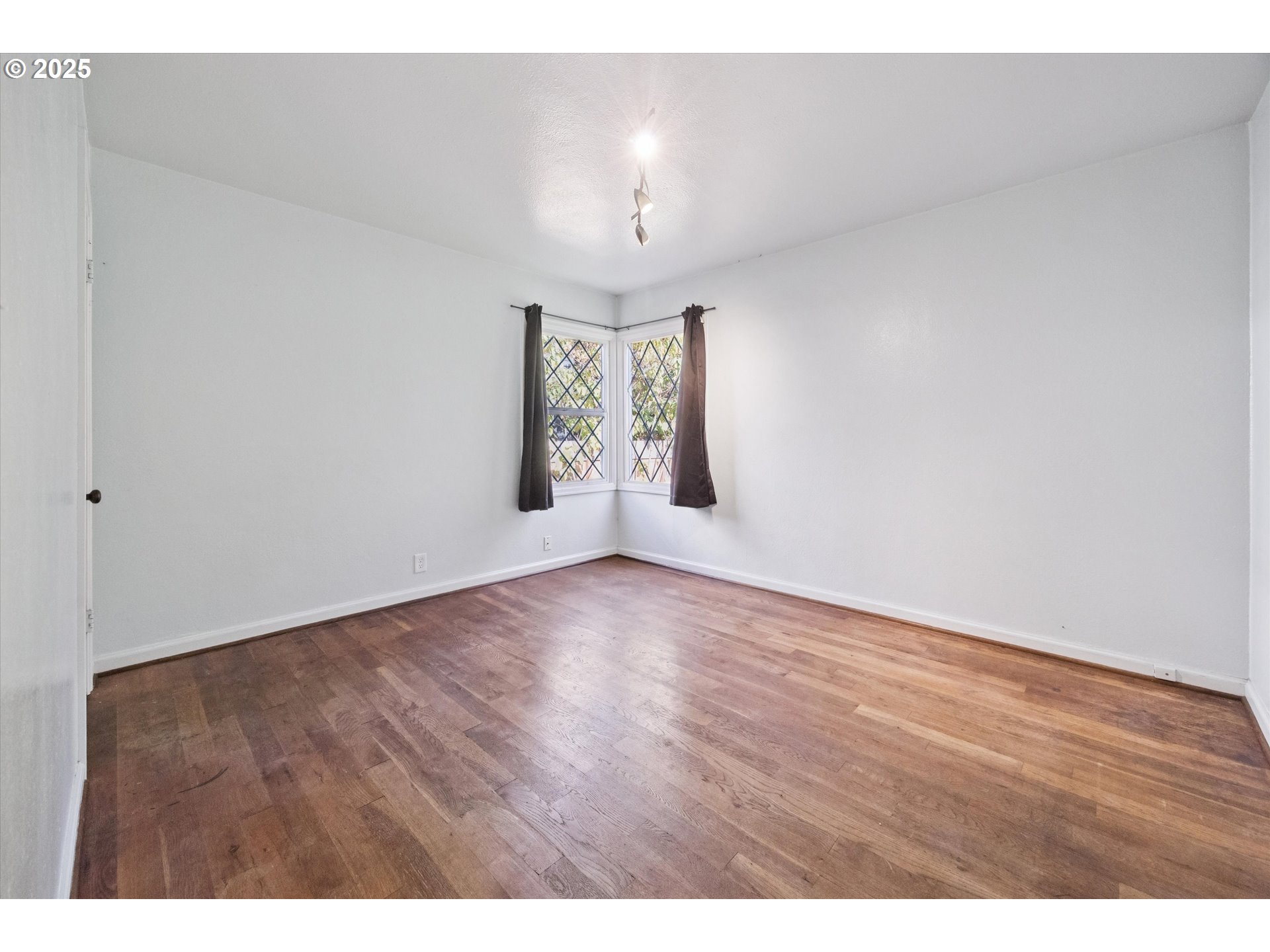 1115 Northeast 106th Avenue Portland, OR 97220 - Photo 24 of 46 a view of an empty room and window