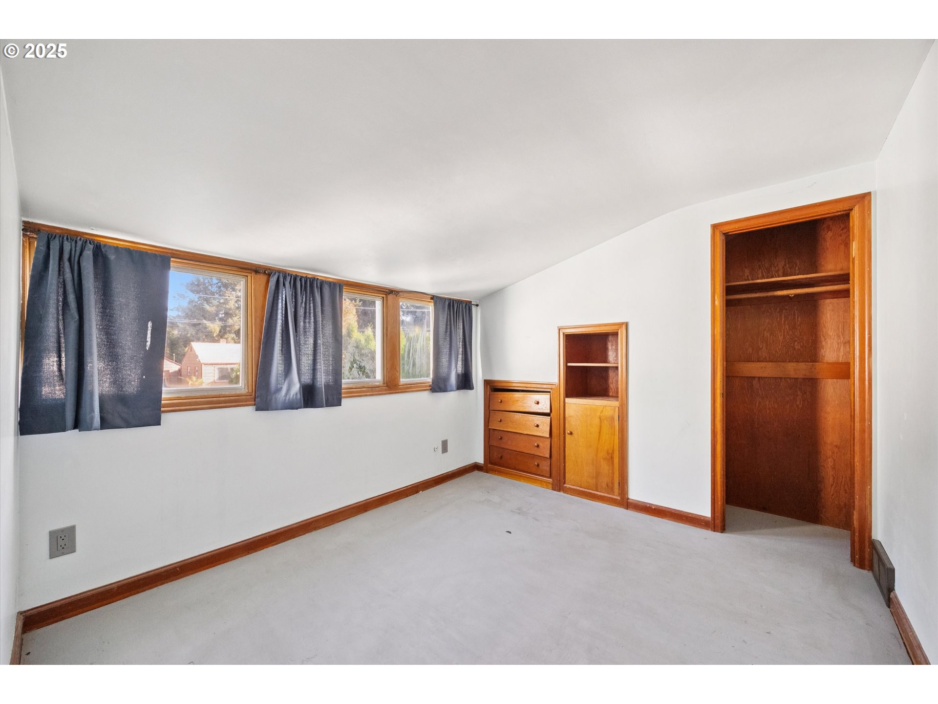 1115 Northeast 106th Avenue Portland, OR 97220 - Photo 27 of 46 a view of an empty room with a window