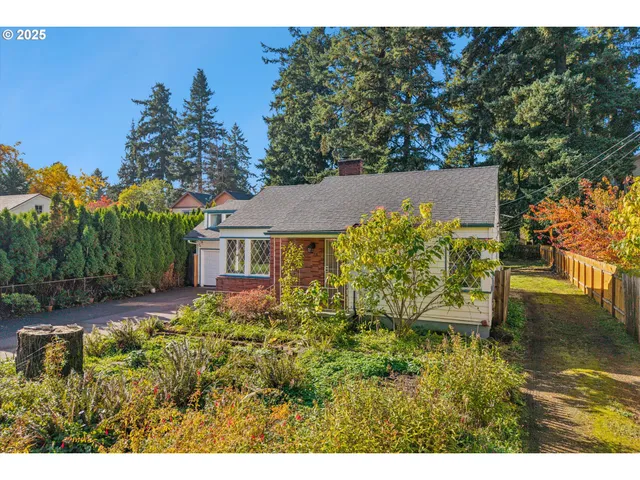 $395,000 | 1115 Northeast 106th Avenue, Portland, OR 97220