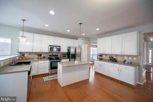 $549,000 | 424 Prospect Hill Boulevard, Charles Town, WV 25414