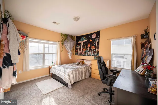 $549,000 | 424 Prospect Hill Boulevard, Charles Town, WV 25414