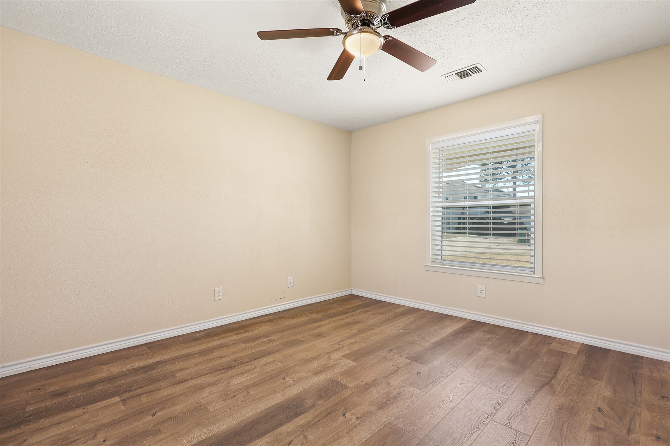 1807 Marlock Lane Pasadena, TX 77502 - Photo 18 of 30