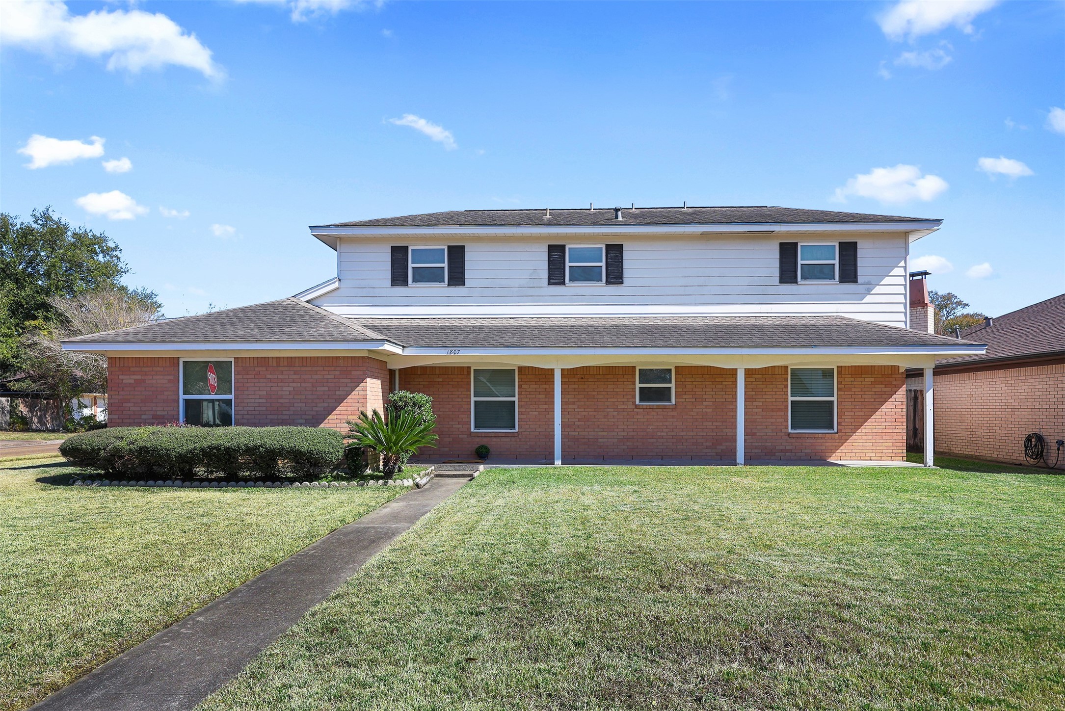 1807 Marlock Lane Pasadena, TX 77502 - Photo 3 of 30