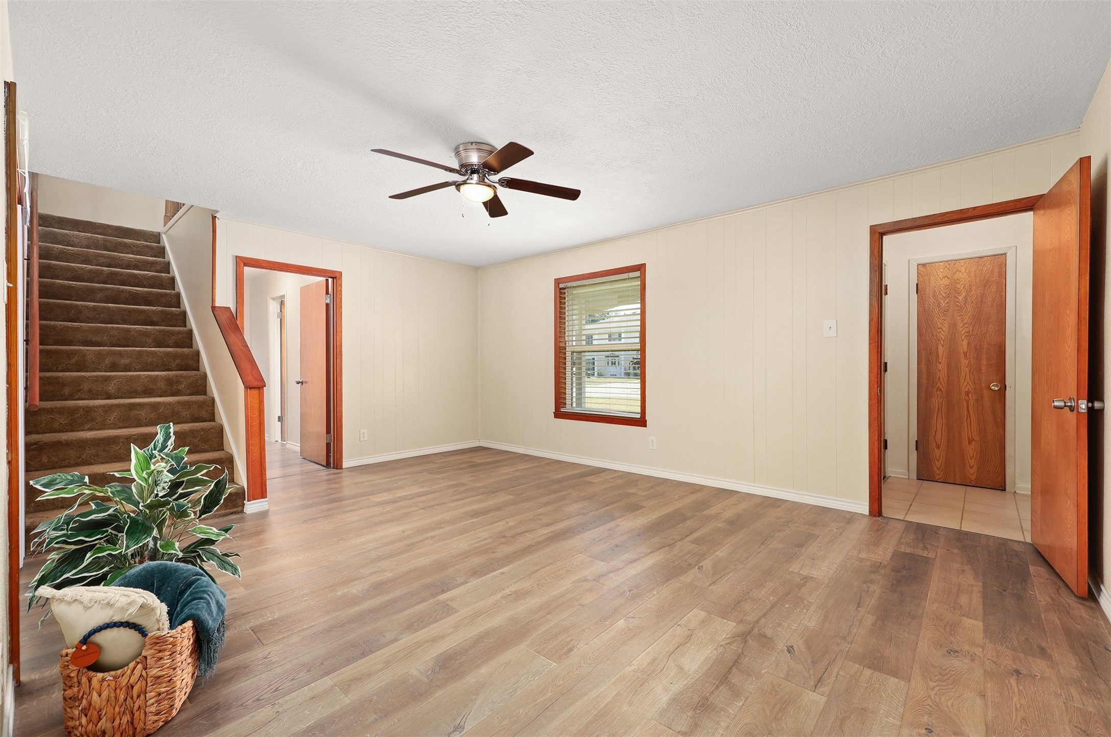 1807 Marlock Lane Pasadena, TX 77502 - Photo 8 of 30