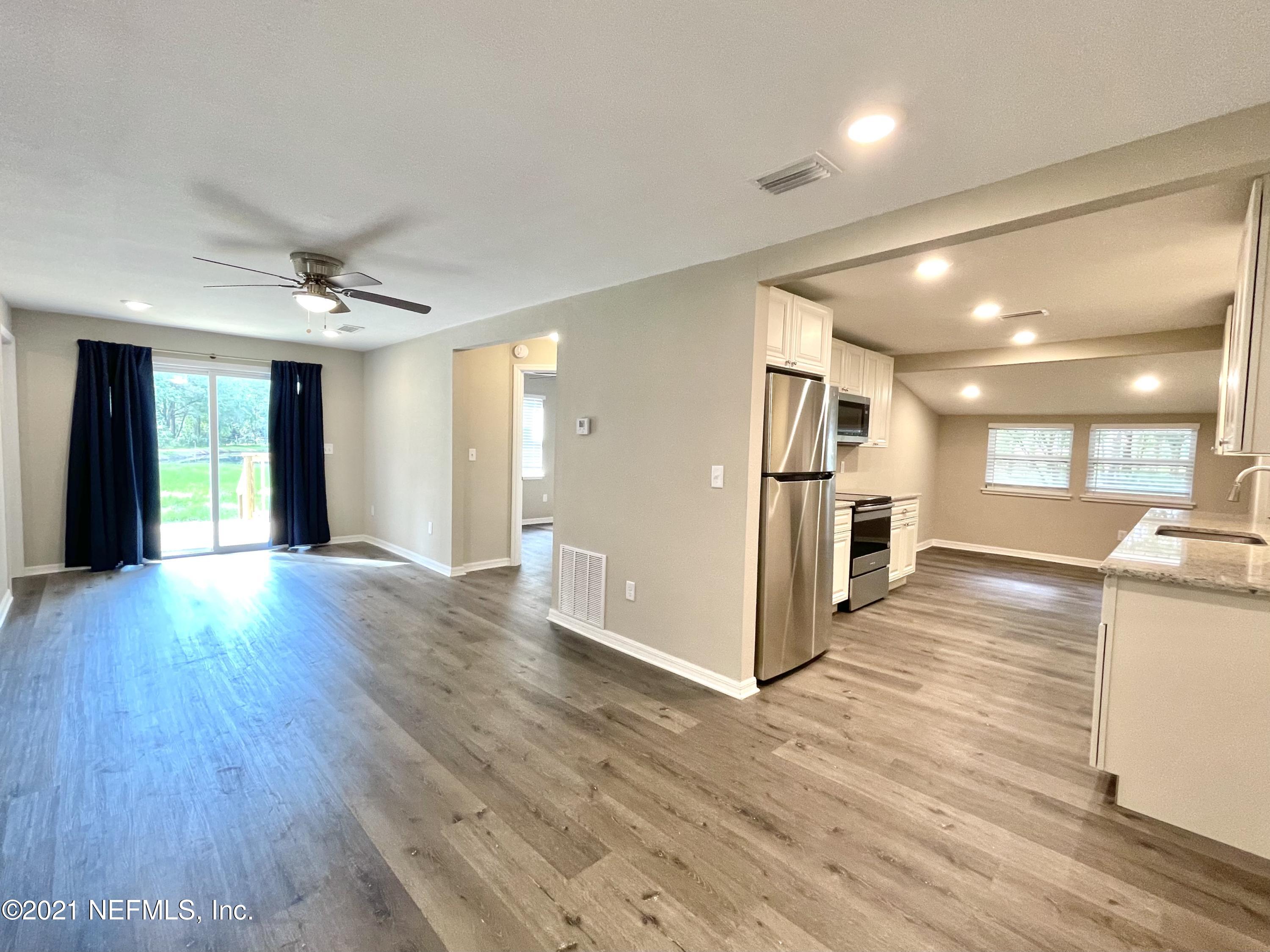 607 West Market Road Starke, FL 32091 - Photo 4 of 17 8D6A8005-CF35-4EA9-A216-035C3A748C63
