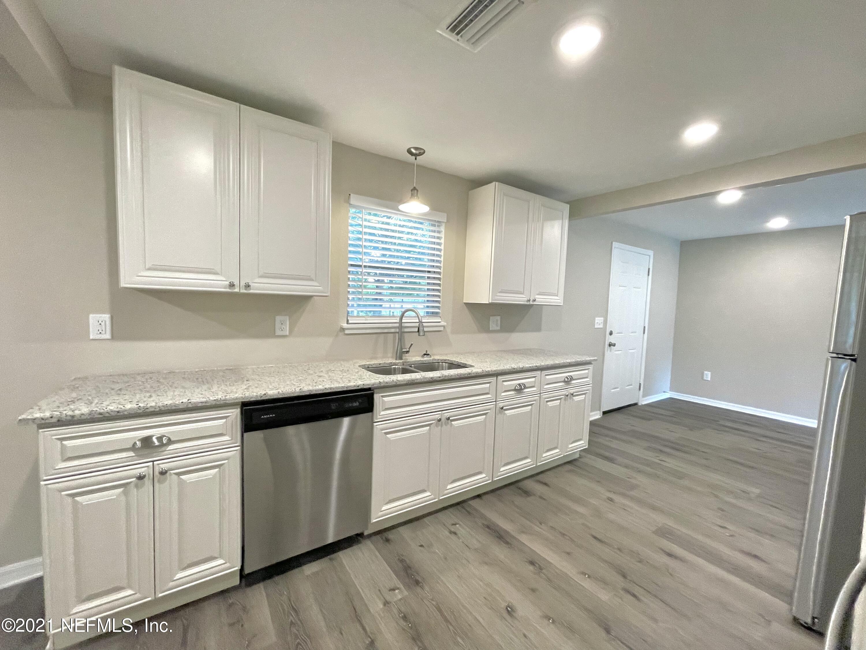 607 West Market Road Starke, FL 32091 - Photo 8 of 17 FE4F6EDB-8FBB-4903-A836-E57E4205D509