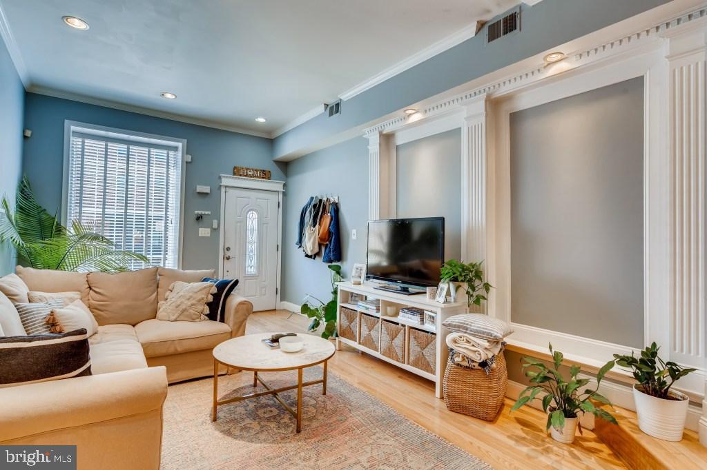 3240 Foster Avenue Baltimore, MD 21224 - Photo 2 of 25