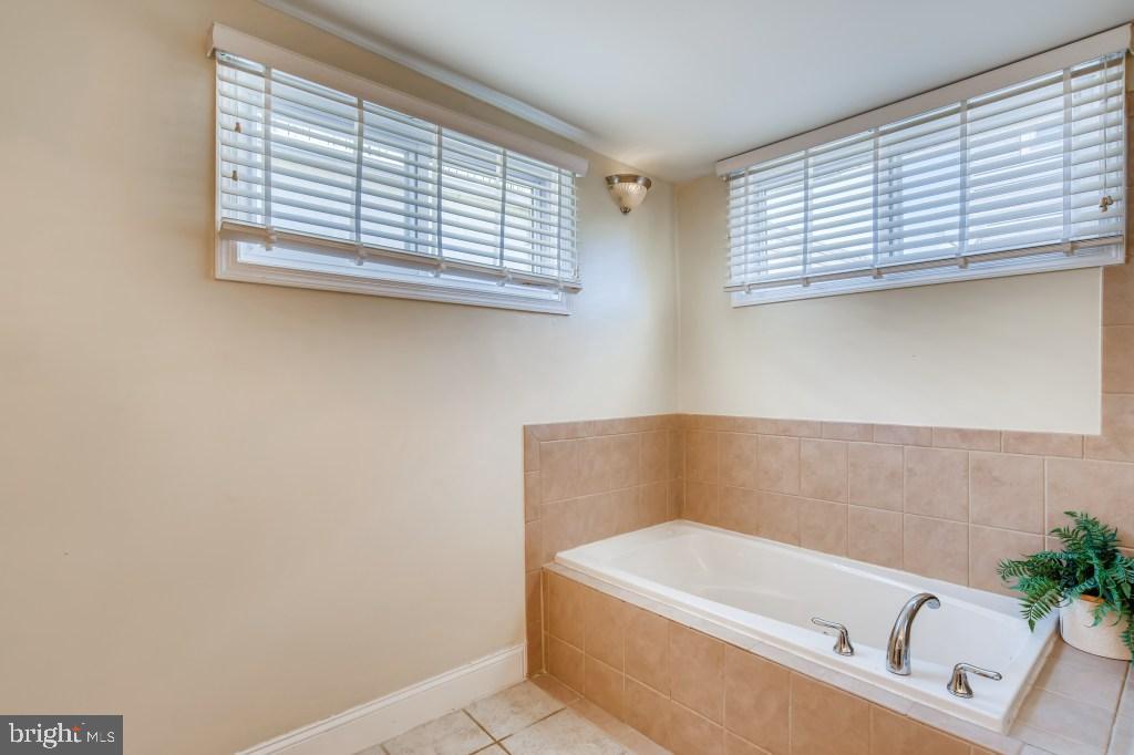 3240 Foster Avenue Baltimore, MD 21224 - Photo 20 of 25