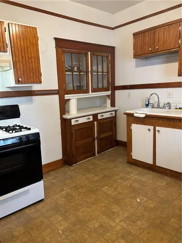 $1,275 | 2626 Acacia Street, New Orleans, LA 70122