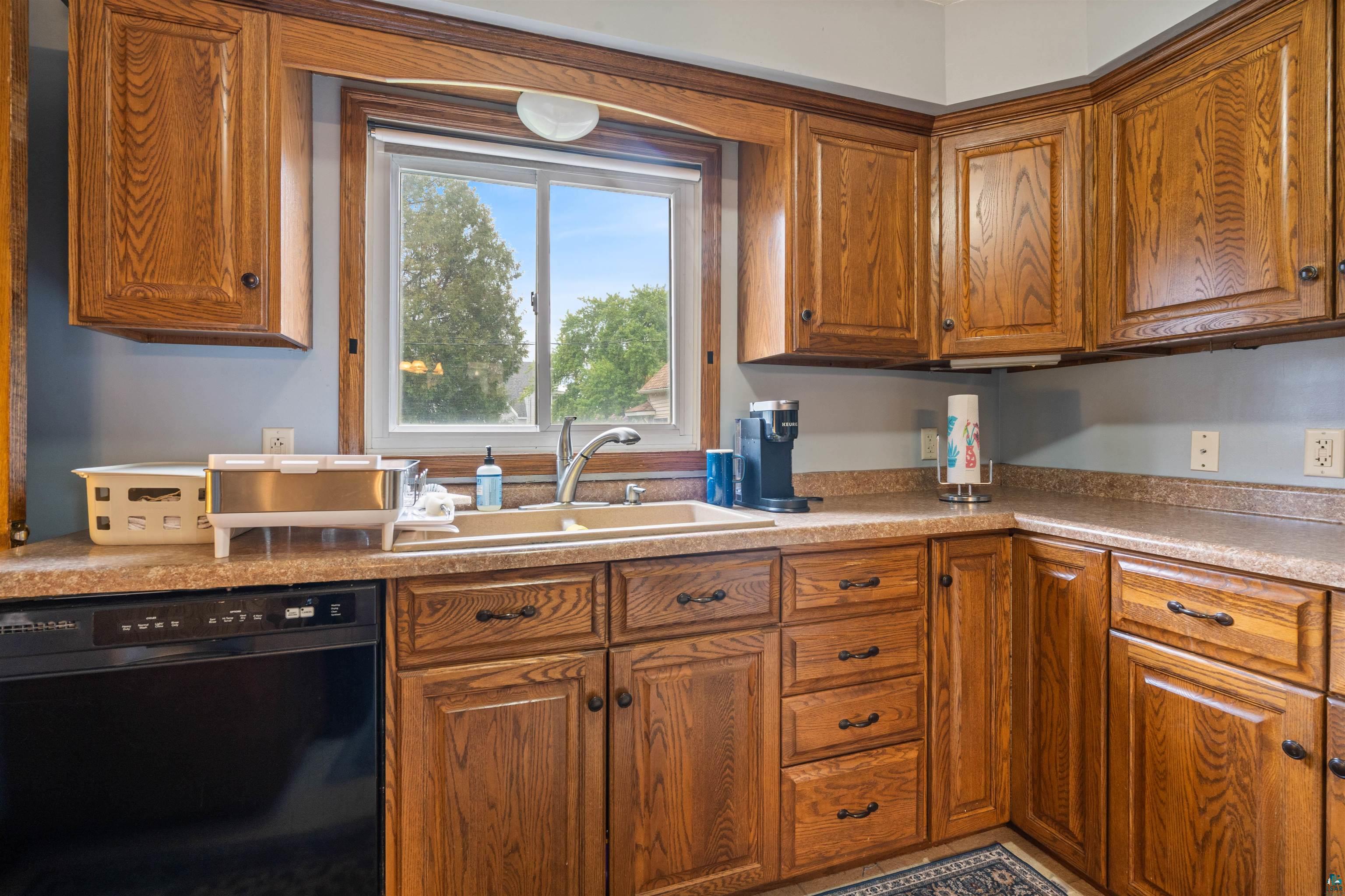 1308 North 16th Street Superior, WI 54880 - Photo 9 of 34