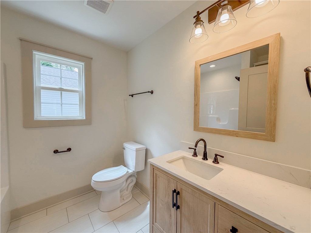 350 Code Circle Seneca, SC 29678 - Photo 22 of 32 Gallery Image 22