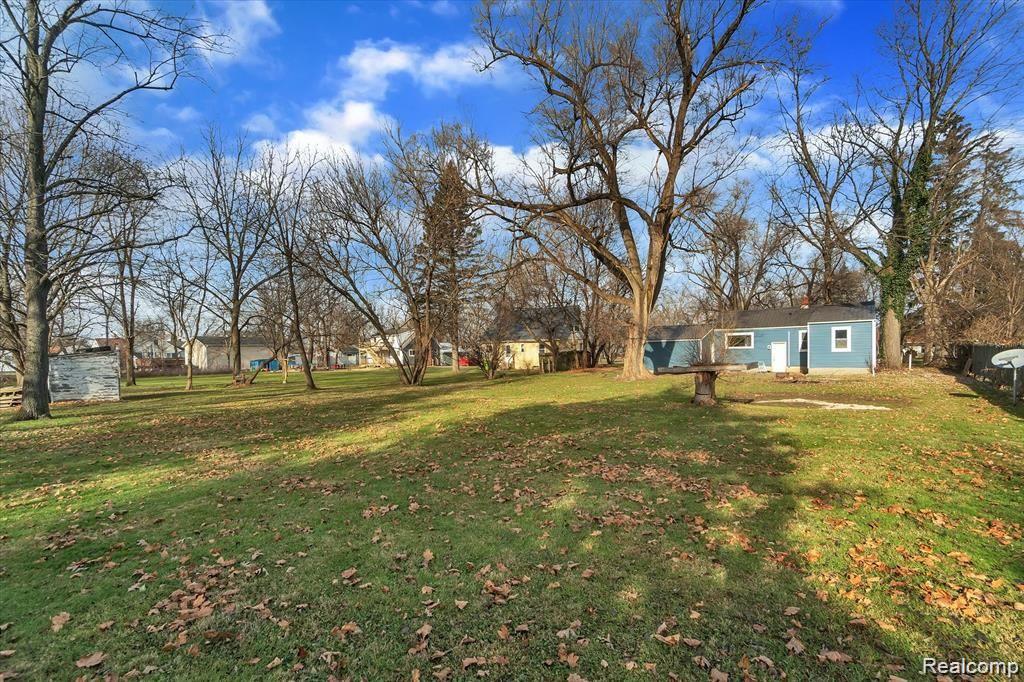 823 West Silver Lake Road Fenton, MI 48430 - Photo 31 of 31