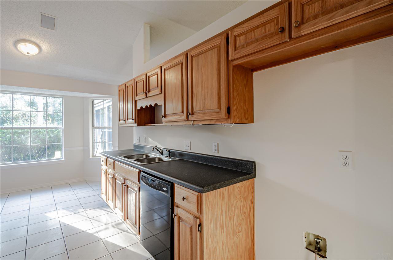 2423 Valley Road Navarre, FL 32566 - Photo 12 of 34