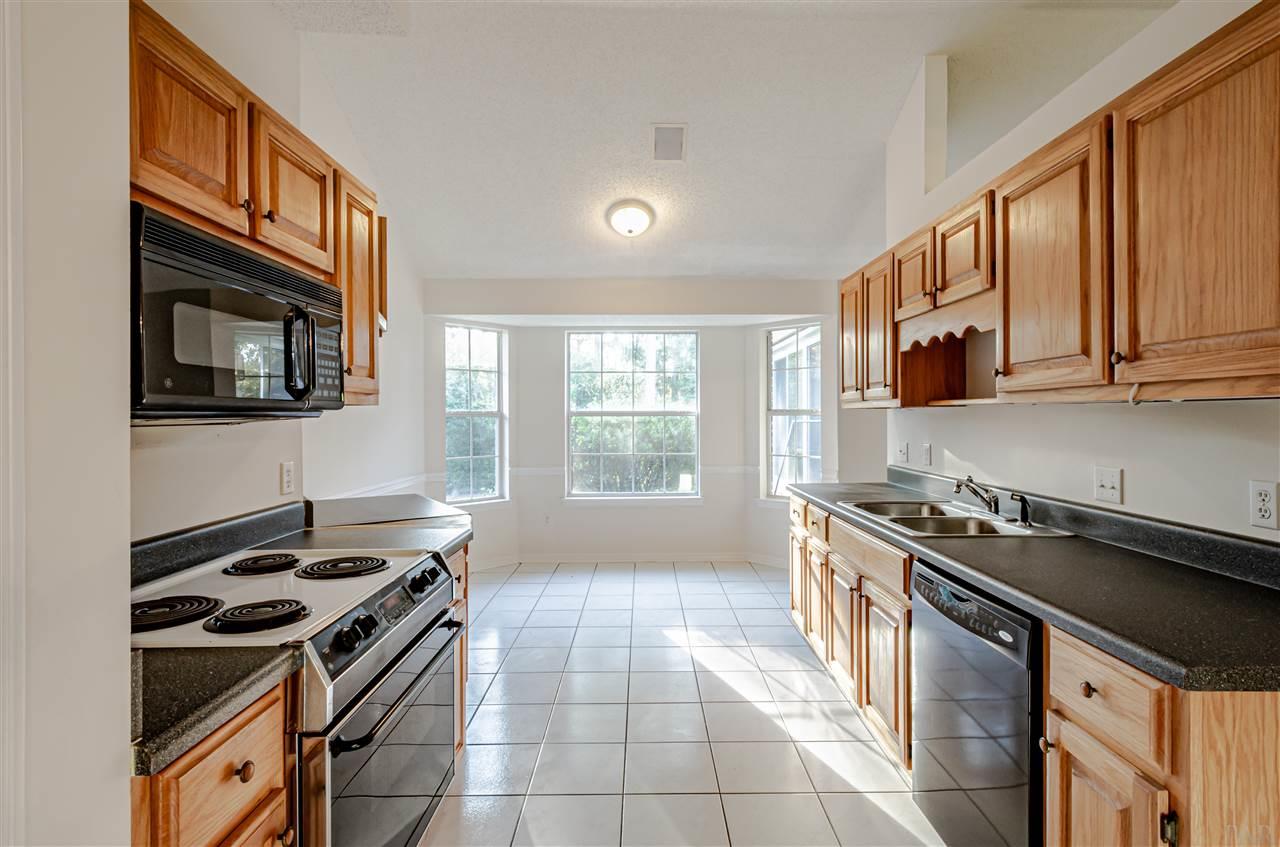 2423 Valley Road Navarre, FL 32566 - Photo 13 of 34