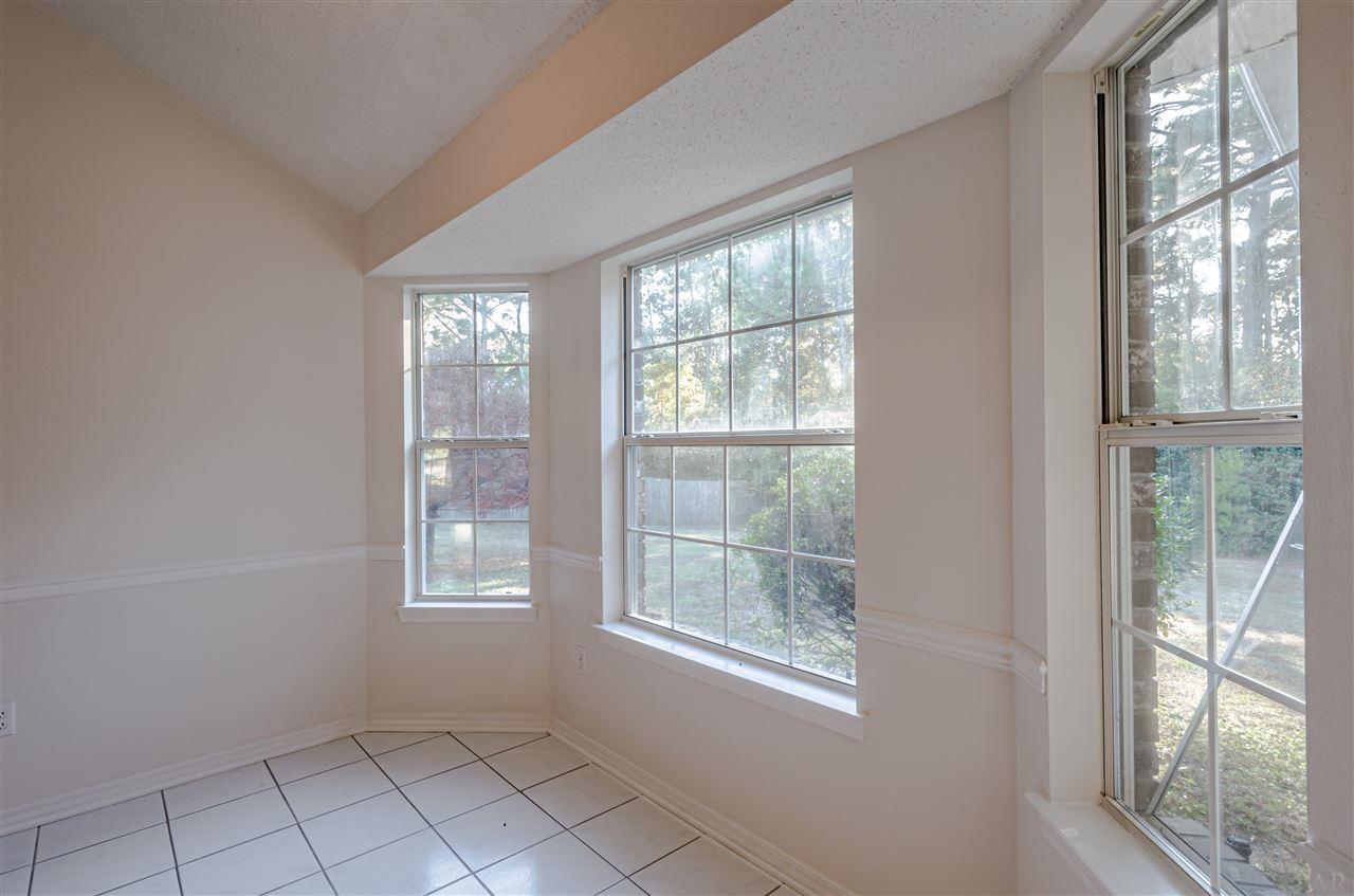 2423 Valley Road Navarre, FL 32566 - Photo 16 of 34