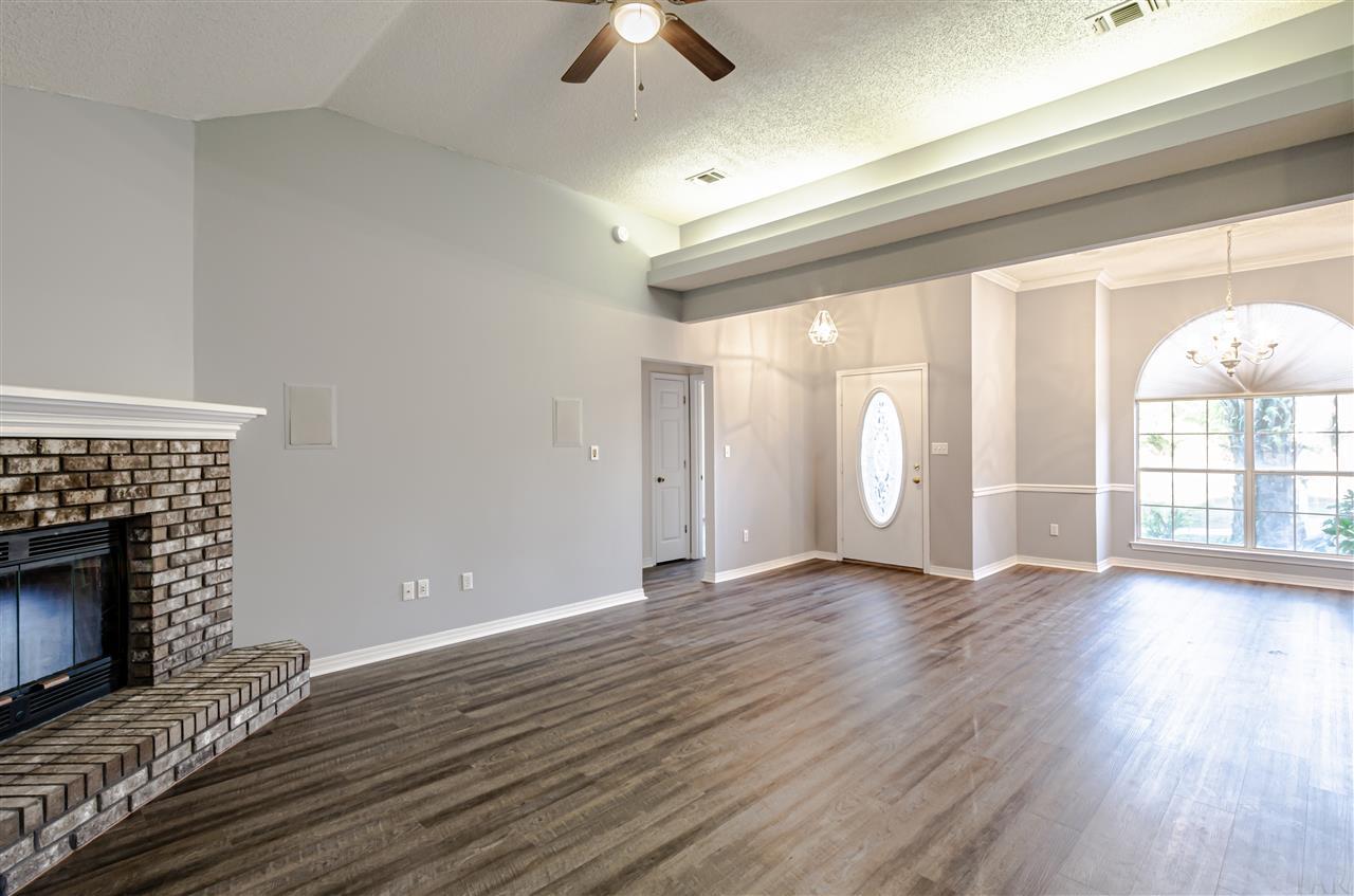 2423 Valley Road Navarre, FL 32566 - Photo 4 of 34