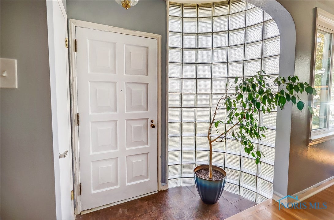 4308 Bowen Road Toledo, OH 43613 - Photo 6 of 44 Gallery Image 6