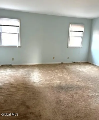 $239,900 | 148 Williamsburg Court, Albany, NY 12203