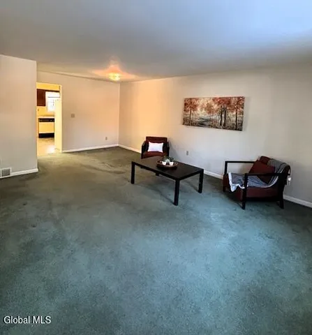 $239,900 | 148 Williamsburg Court, Albany, NY 12203