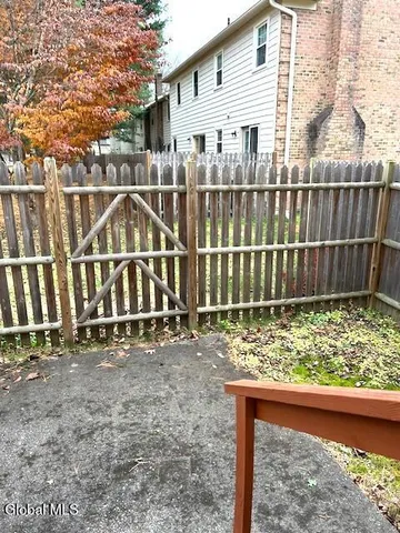 $239,900 | 148 Williamsburg Court, Albany, NY 12203