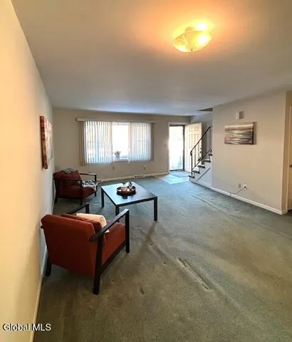 $239,900 | 148 Williamsburg Court, Albany, NY 12203