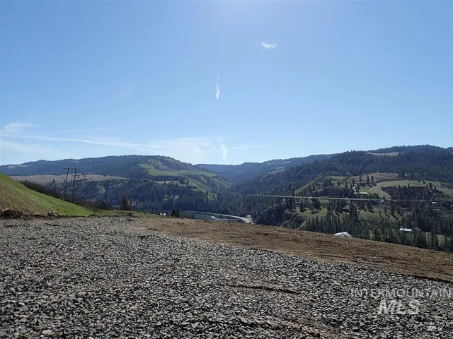 $119,900 | 34245 Grandview Lane, Lenore, ID 83541