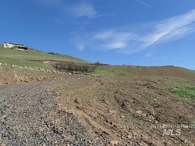 $119,900 | 34245 Grandview Lane, Lenore, ID 83541