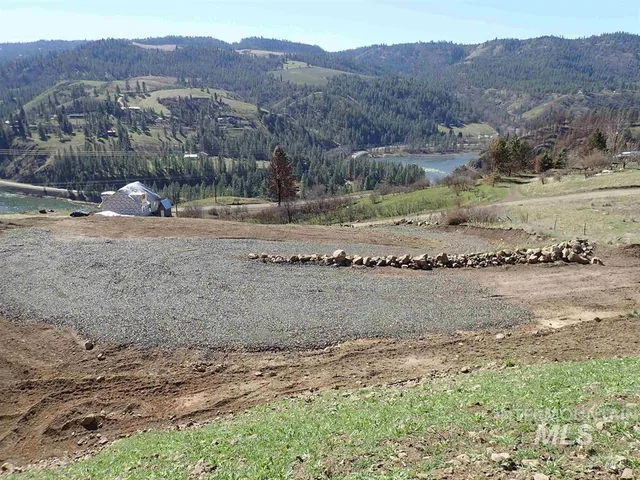 $119,900 | 34245 Grandview Lane, Lenore, ID 83541