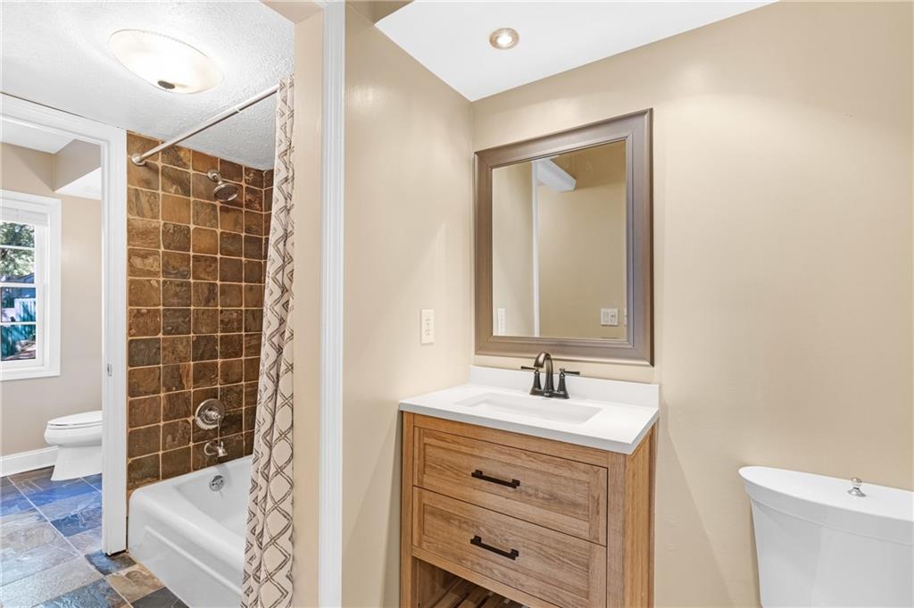 3091 Colonial Way, Unit I2 Atlanta, GA 30341 - Photo 18 of 26